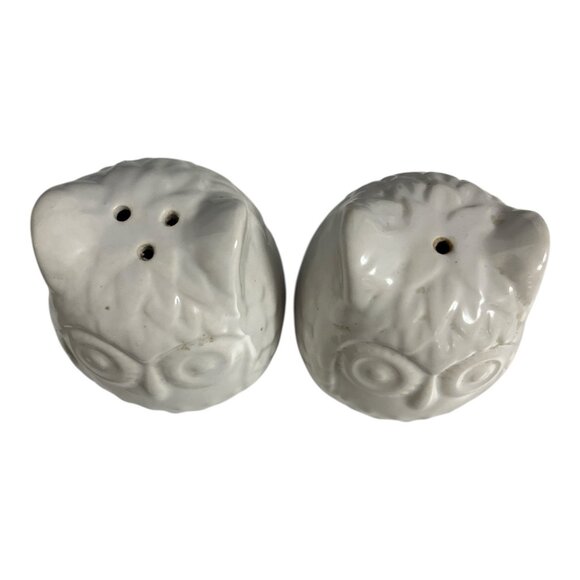 White Ceramic Owl Salt and Pepper Shakers – 3x2 Vintage Set with Loose Stoppers - Picture 2 of 4